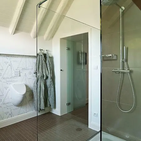 فندق Duinhof 3*